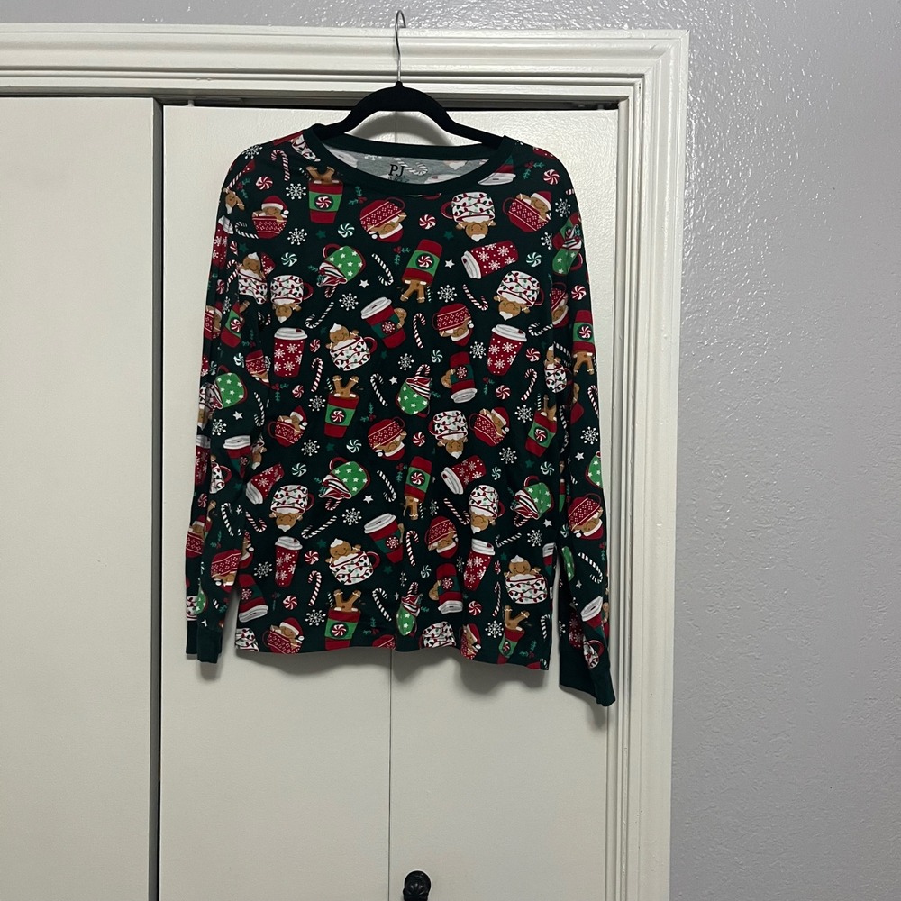 PJ Place‎ Womens Long Sleeve Christmas Pajama Top Gingerbread  Print L
